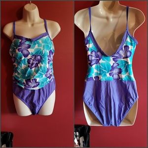Women's  Plus sz 16 swimsuit